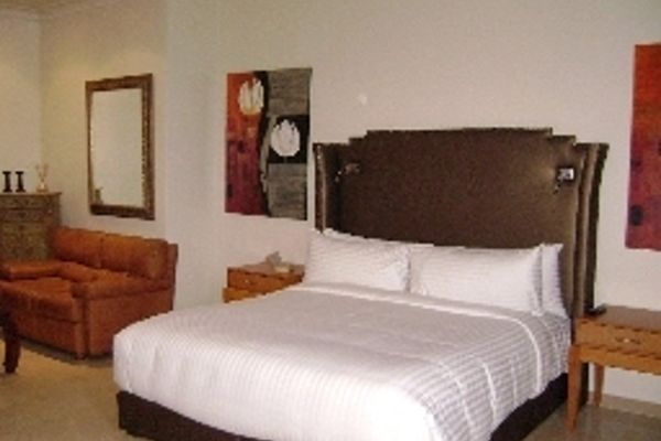 Victoria Crown Plaza Hotel (Lagos)